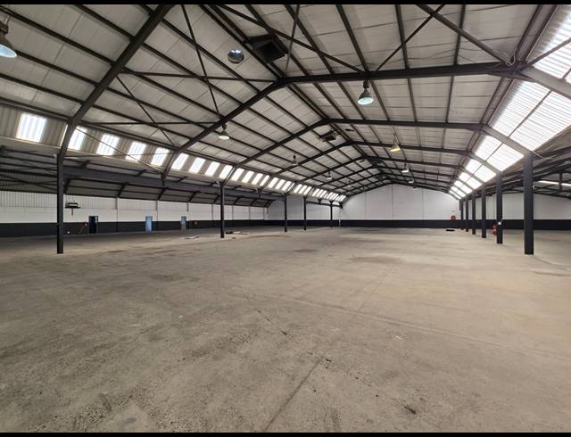3,170M² WAREHOUSE TO LET IN BRACKENFELL INDUSTRIAL